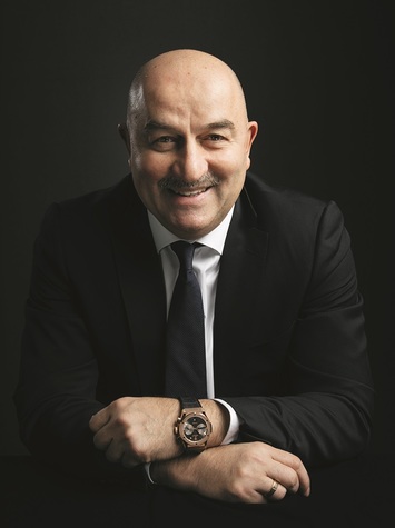 Column stanislav cherchesov hublot friend of the brand and coach of russia