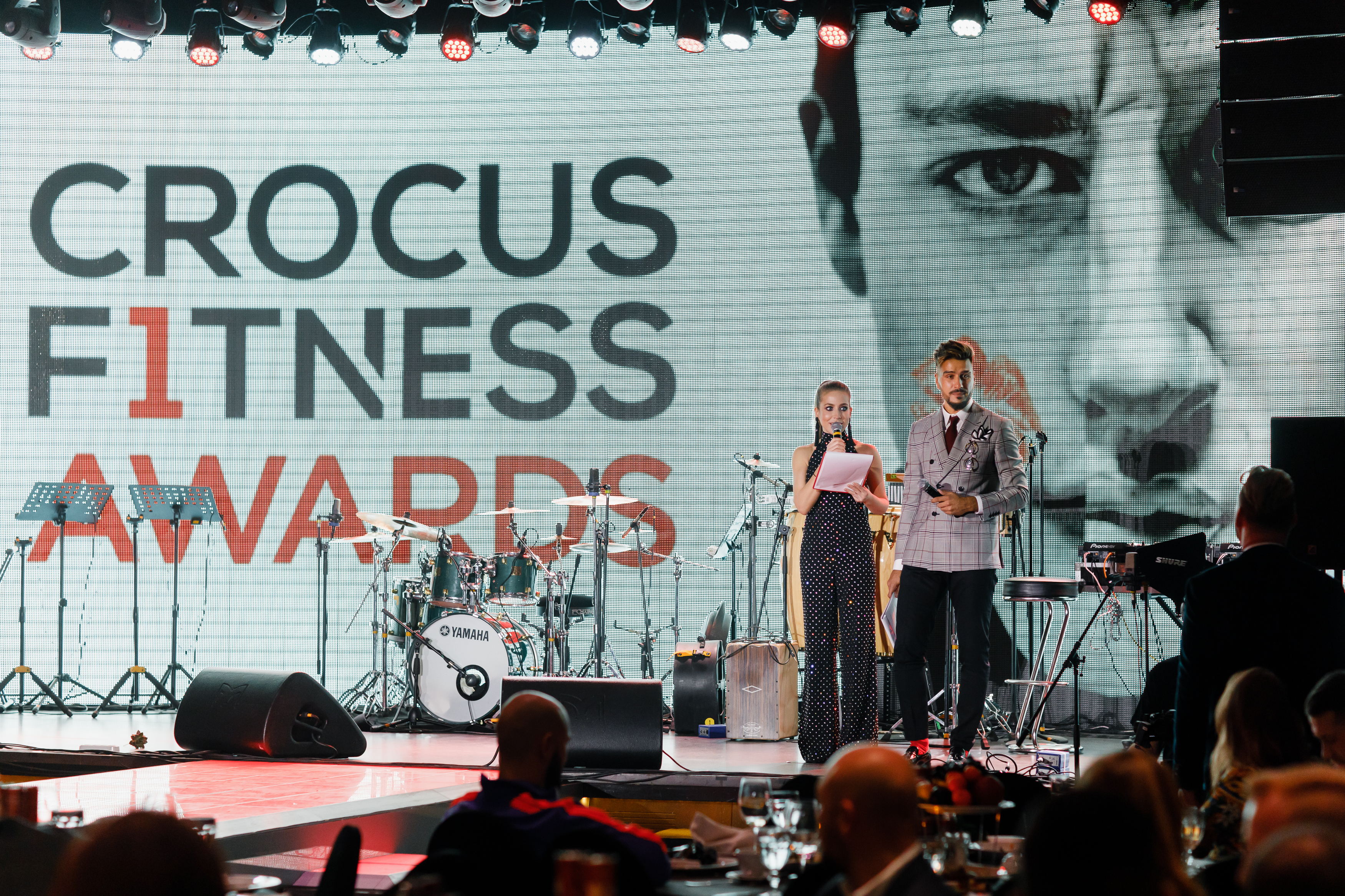 Награды за крокус. Crocus Fitness Awards. Крокус фитнес Арбенина. Ресторан бэкстейдж Крокус. Крокус фитнес логотип.