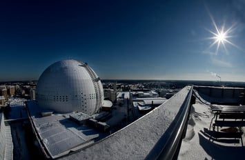 Globe Arenas считается одним из самых необычных хоккейных дворцов в Европе