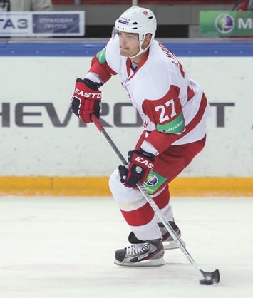 Андрей Марков сыграл за "Витязь" 5 октября в Риге