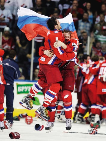 Александр Овечкин и Илья Никулин только что стали чемпионами мира
