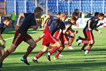Футболисты сборной России перед товарищеским матчем с болгарами – первым под руководством Дика Адвоката
