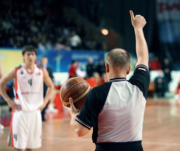 Судьи стали гораздо менее заметными фигурами на площадке, и в этом плюс ПБЛ