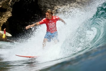 Column ru surf contest 2011 bali 410
