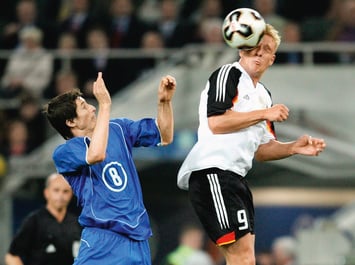 Июнь 2005 года. Сборные Германии и России сыграли вничью в товарищеском матче со счетом 2:2  