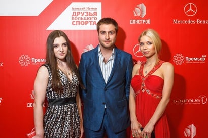 Half width aliay mustafina maksim sharafutdinov alena zmeu