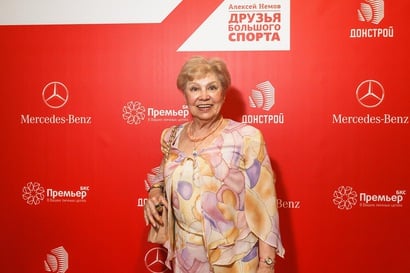 Half width larisa latynina